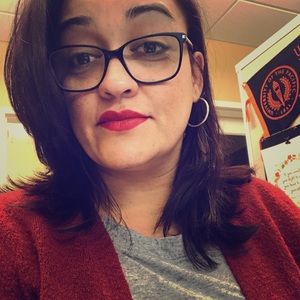 Meet your Posher, Selene